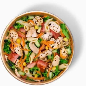 Ensalada con pollo y pasta